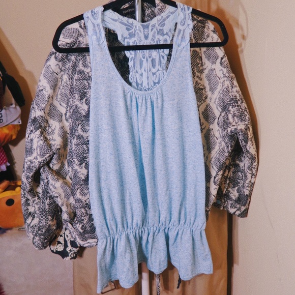 Lace Baby Blue Speckled Tank Top + Free Gift - Picture 2 of 4